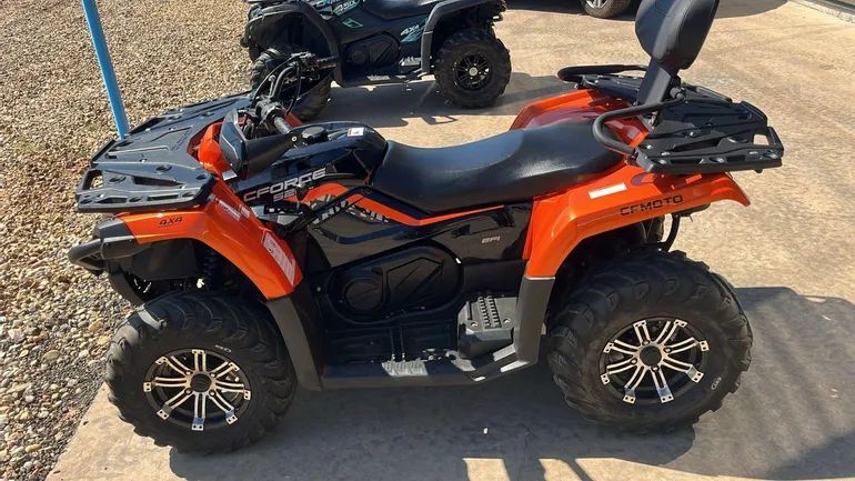 QUADRICLICLO CFORCE - MODELO 520L - 4x4 ANO 2020